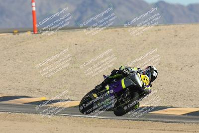 media/Oct-05-2025-CVMA (Sun) [[beeef4f201]]/Race 15-Amateur Formula Middleweight/